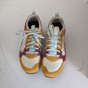 Merrell Alpine Sneakers in Gold/Sable